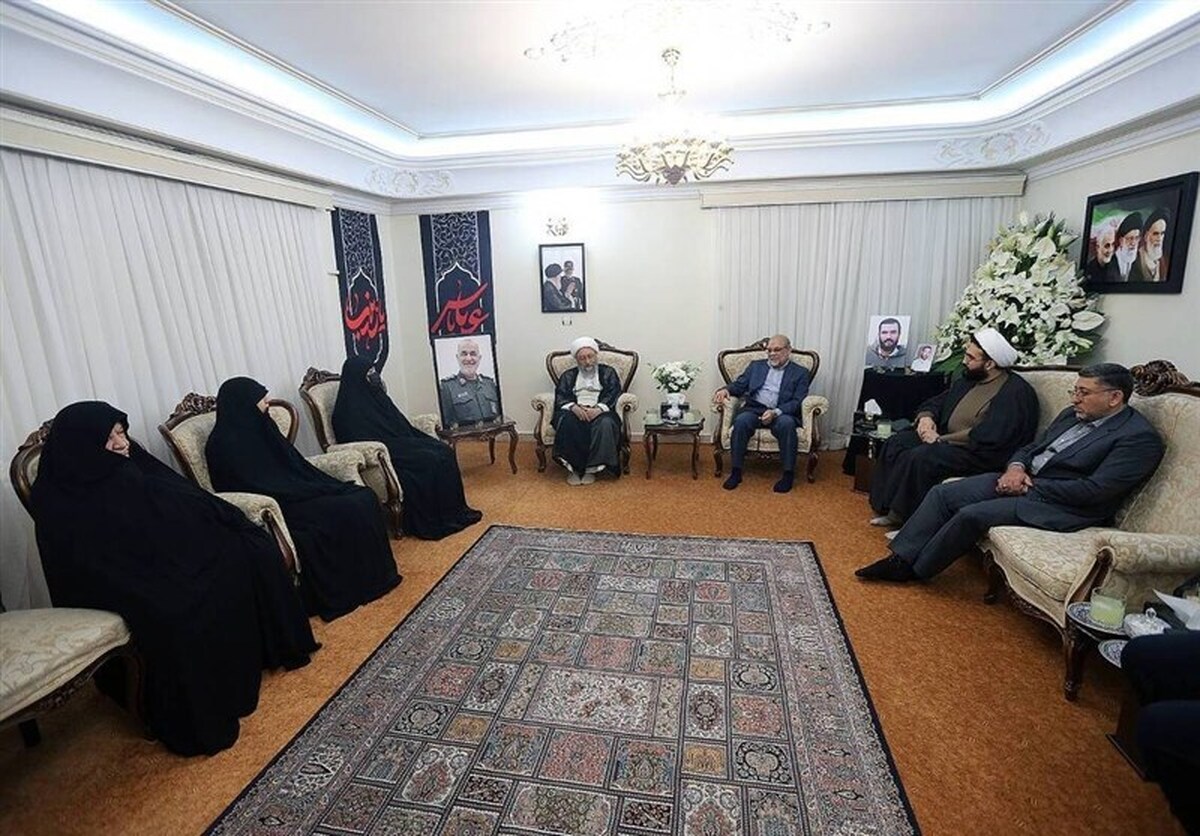 دیدار آملیلاریجانی با خانواده شهیدان سلامی و رشید