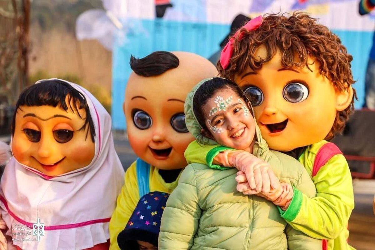 اعتراض چهرههای مطرح تئاتر عروسکی به عملکرد نادره رضایی