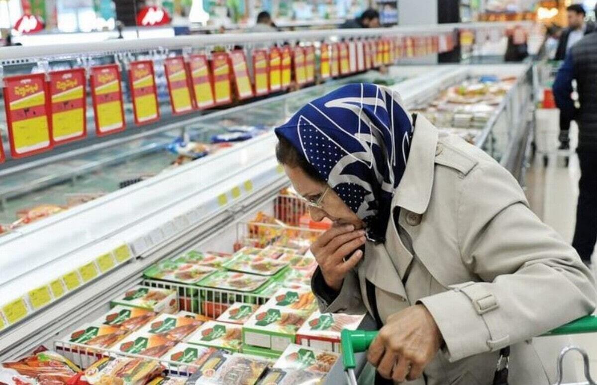 تورم تیر ۱۴۰۴ به ۳۵ درصد رسید / خوراکی‌ها بیشترین افزایش قیمت را ثبت کردند