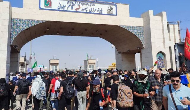 تردد ۲۵۵ هزار زائر اربعین از مرز بین‌المللی مهران