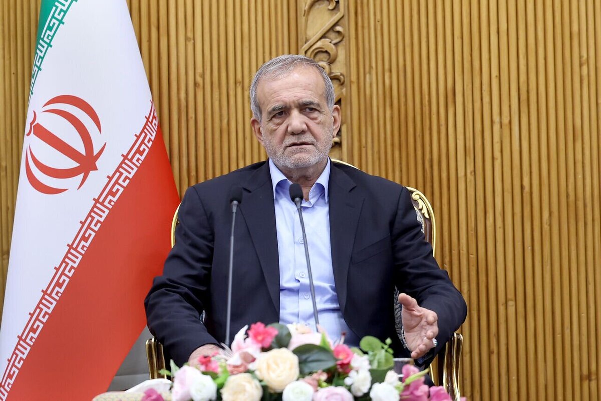 پزشکیان: پیوند عمیق اعتقادی بین ما و برادران پاکستانی وجود دارد / ارتباطات تجاری با پاکستان را تا ۱۰ میلیارد دلار ارتقا خواهیم داد +فیلم