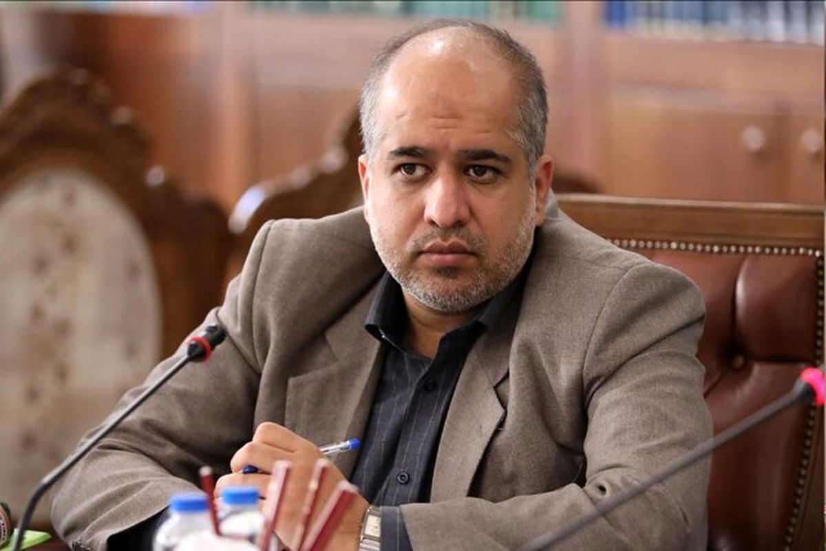 انتقاد از تخلفات مدیرعامل یکی از صندوق‌های بازنشستگی زیرمجموعه وزارت کار