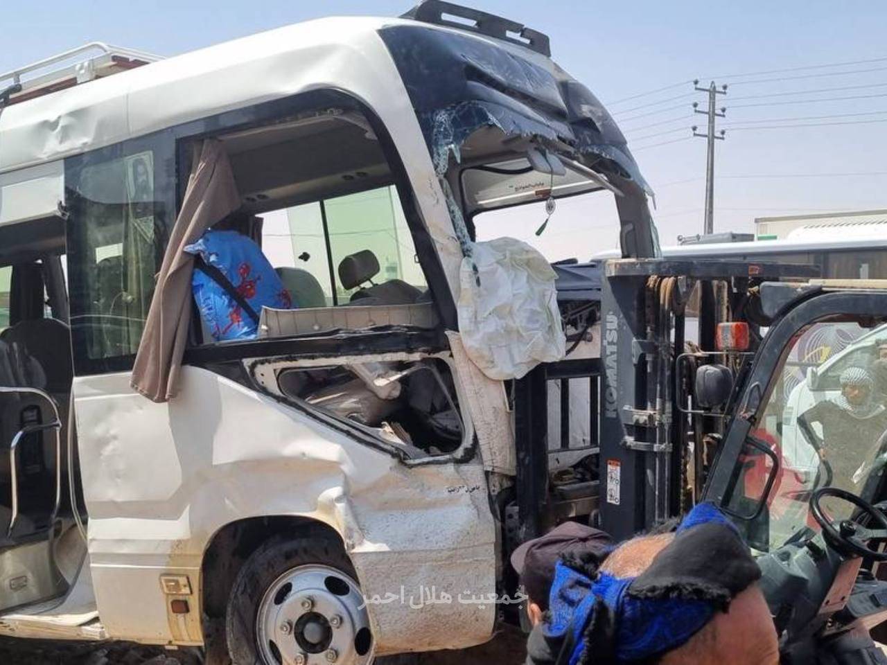 تصادف مینی&zwnj;بوس حامل زائران ایرانی در محور نجف به کربلا / ۱۶ نفر مصدوم شدند