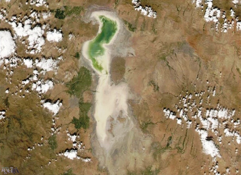 دریاچه ارومیه؛ در انتظار تدبیر برای احیا / «چشم گربه ایران» در معرض خشکی کامل قرار دارد