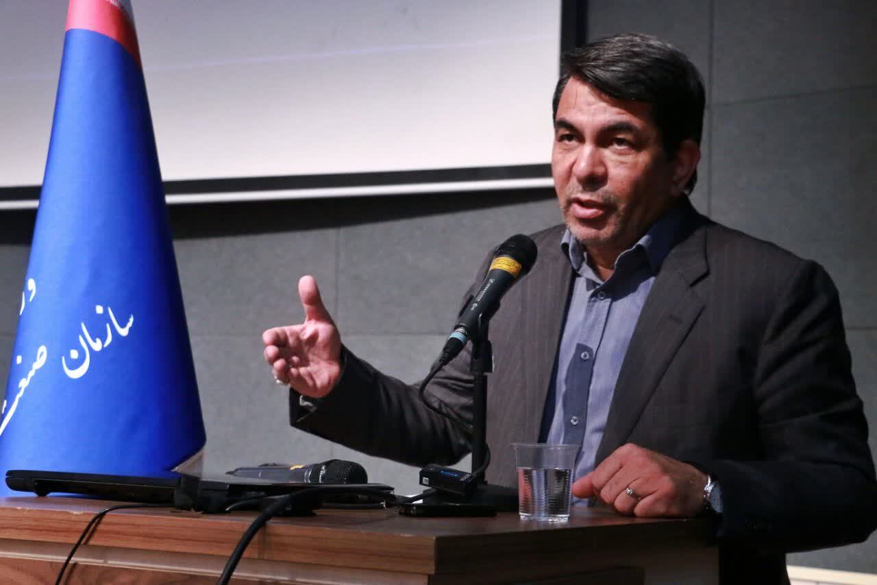 استاندار کرمان از پایین بودن نقش بنگاههای کوچک و متوسط صنعتی انتقاد کرد