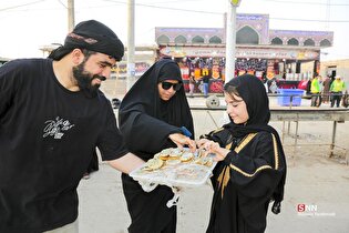 عبور زائران اربعین حسینی از مرز شلمچه