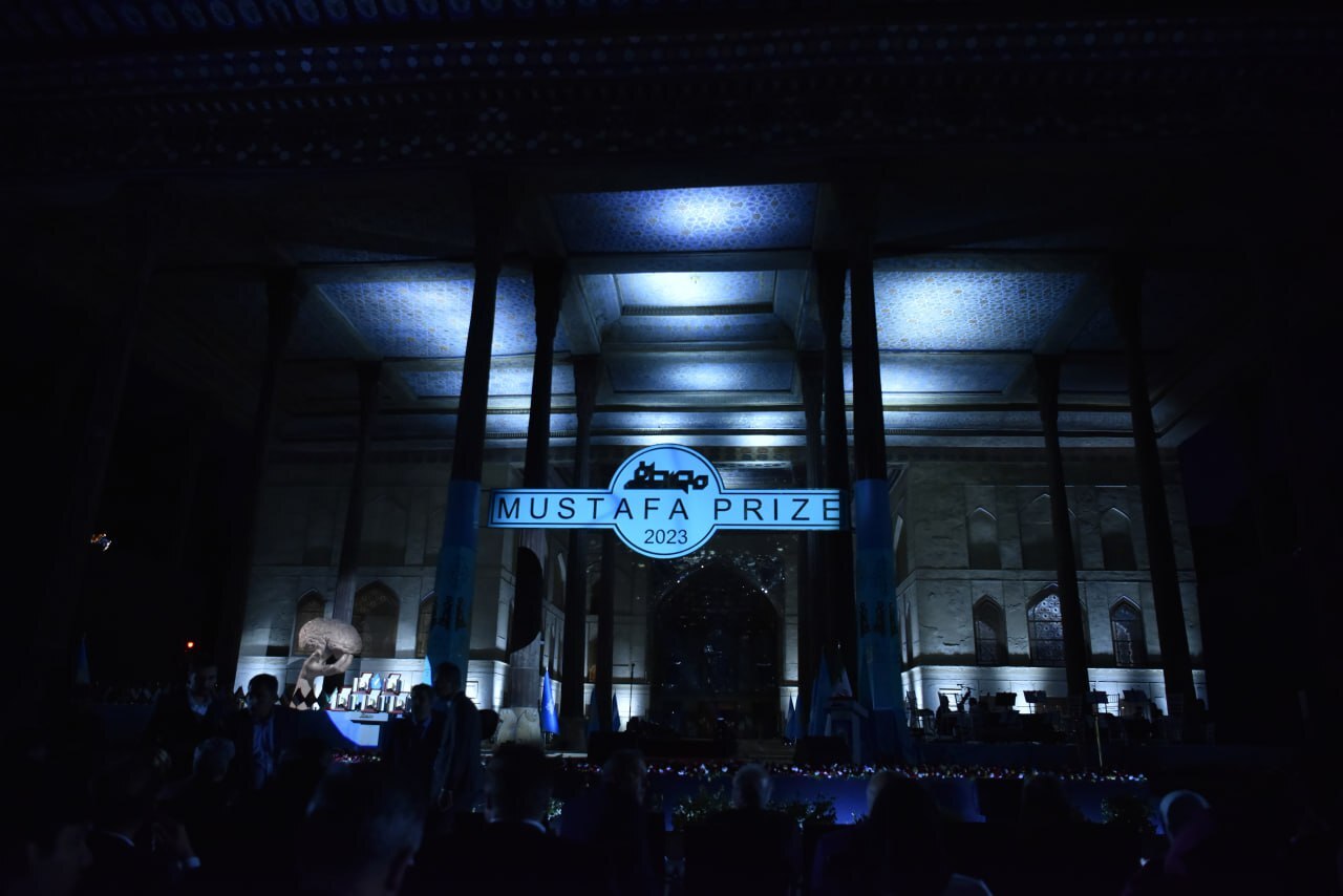 مخابرات نوری زیر آب/ محصولی که با جایزه مصطفی (ص) جهانی شد