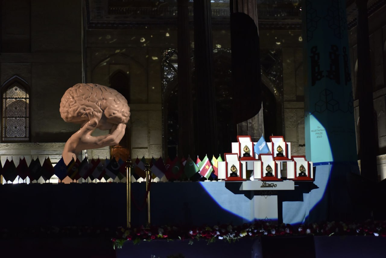 مخابرات نوری زیر آب/ محصولی که با جایزه مصطفی (ص) جهانی شد