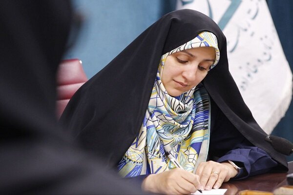 بهروز آذر: اخلاق روزنامه‌نگاری تنها در صحت اطلاعات خلاصه نمی‌شود