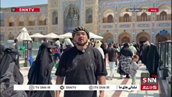 زائرانی که حتی در گرم ترین ساعات روز در حرم امیرالمومنین(ع) هستند / موج ورود زائران همچنان ادامه دارد