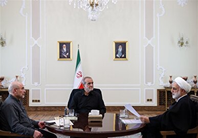 جلسه سران قوا به میزبانی پزشکیان برگزار شد