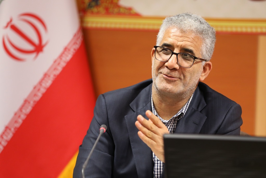 مهاجرت کادر درمان به پایتخت؛ موضوعی که می&zwnj;تواند برای قم چالش&zwnj;ساز شود/تلاش دانشگاه علوم پزشکی برای افزایش زیرساخت در حوزه درمان کودکان