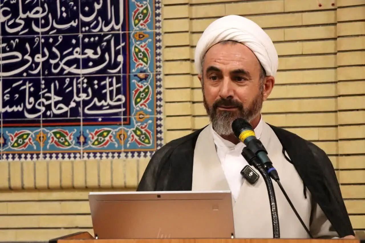 امام جمعه ایلام: اربعین رویداد آگاهی‌ بخشی برای امت اسلام است