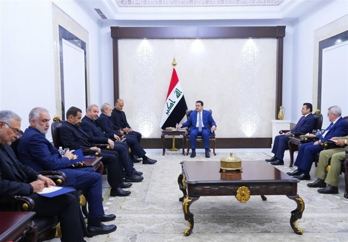 سفارت ایران: سفر لاریجانی، نشاندهنده اهمیت عراق در سیاست خارجی ایران است