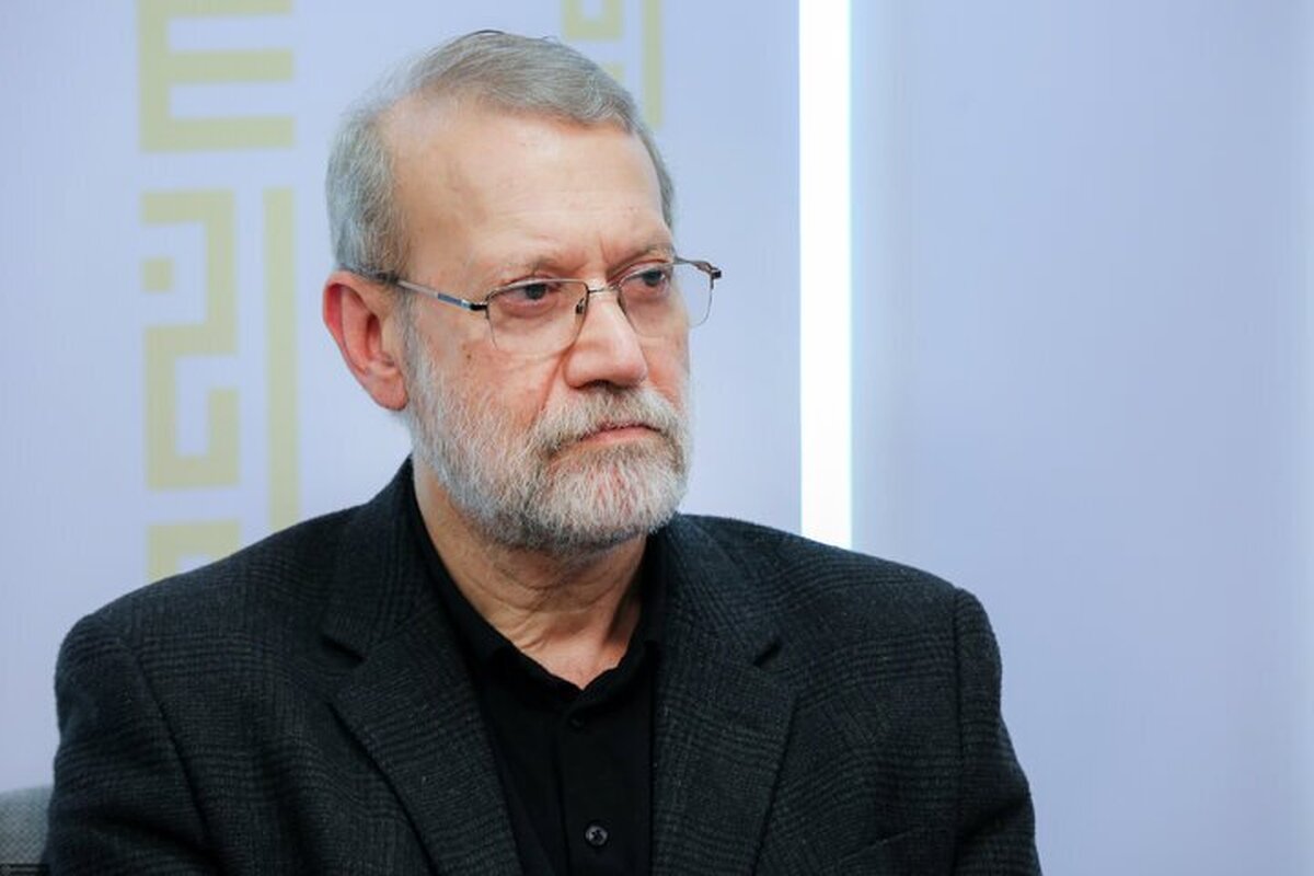 لاریجانی: خادمی امام حسین (ع) از هر سمتی بالاتر است + فیلم