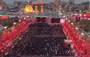 این سیل جمعیت که چنین رهسپار توست، از هر نژاد و رنگ و زبان بیقرار توست