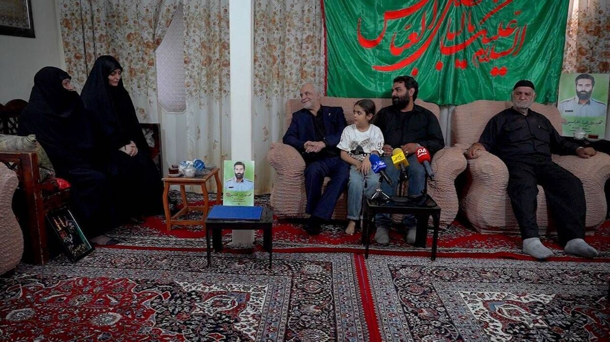 اوحدی: خون پاک شهدا مایه عزت، افتخار و انسجام ملت ایران است
