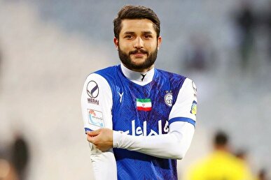 غلامی: قراردادم را امضا کرده‌ام و با ساپینتو در ارتباط بودم / منتظر رونمایی رسمی استقلال هستم