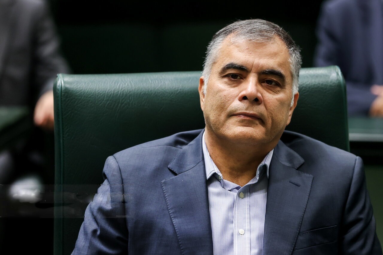 عرضه بنزین سوپر خارجی در برخی از جایگاه‌ها