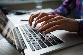 رشته&zwnj;ای که زمان در آن متوقف می&zwnj;شود؛ روایتی از دنیای کامپیوتر