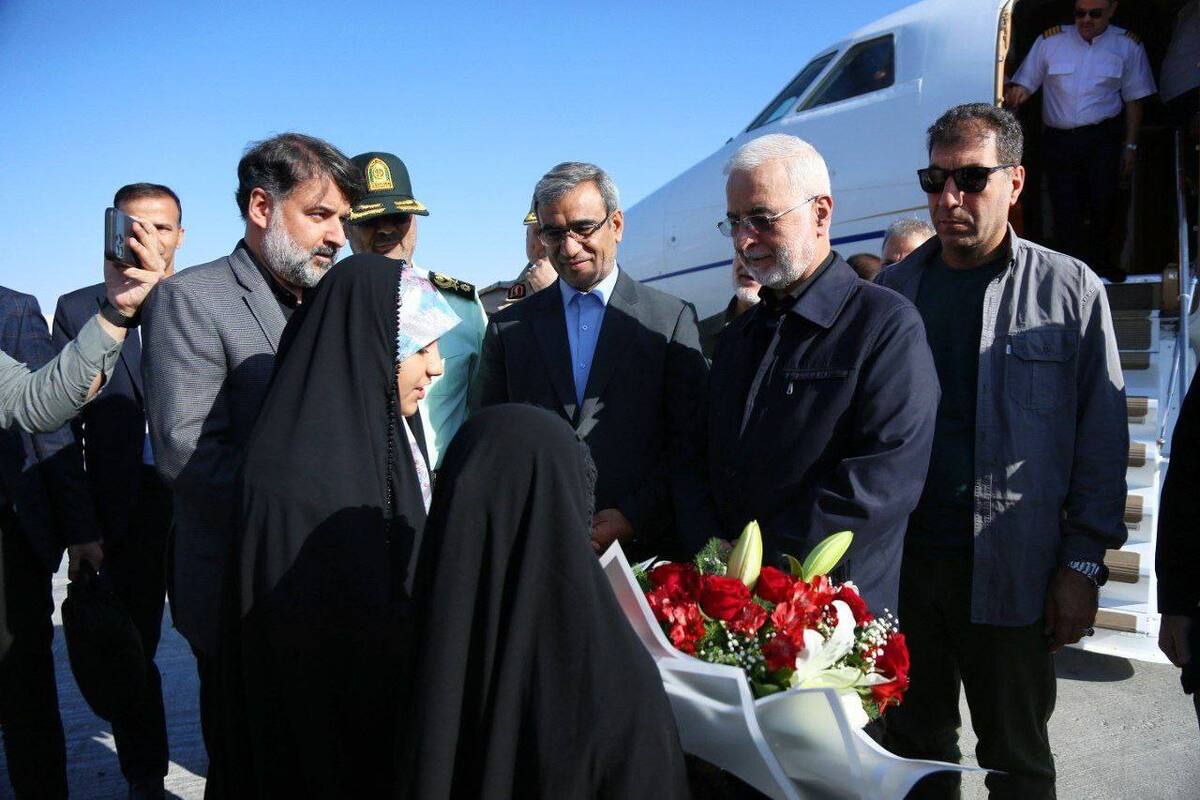 وزیر کشور وارد مشهد شد+عکس