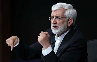 درگیر بحث‌های حاشیه‌ای نباید شد؛ می‌خواهند شتاب کشور گرفته شود