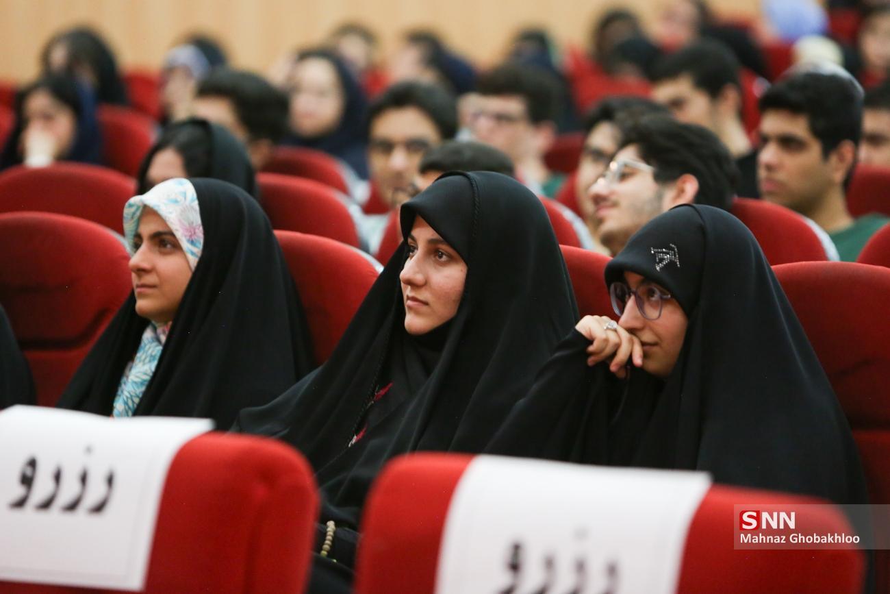 ملاک‌های انتخاب رشته در روز باز دانشگاه صنعتی امیرکبیر / داوطلبان، علاقه را بر اعتبار دانشگاه ترجیح می‌دهند + فیلم 4