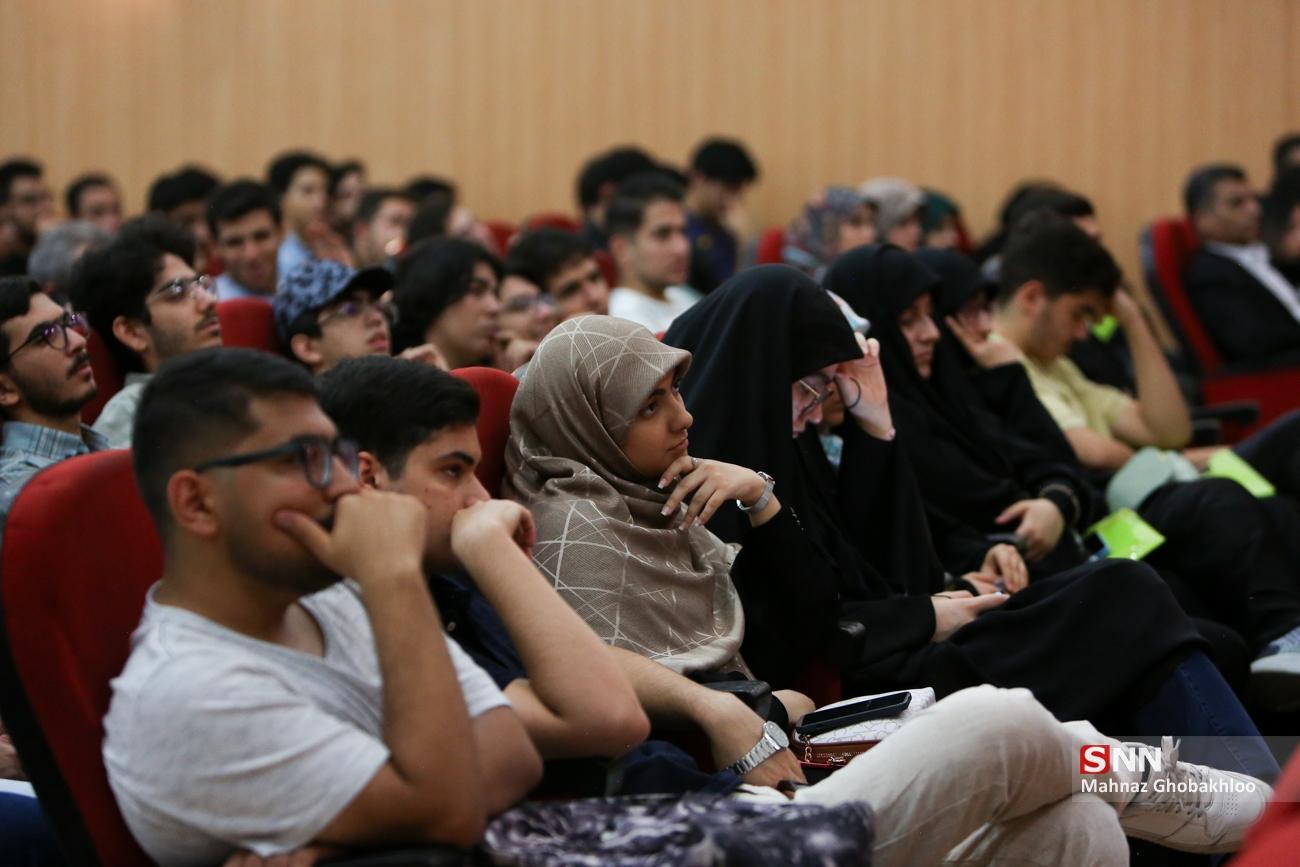 ملاک‌های انتخاب رشته در روز باز دانشگاه صنعتی امیرکبیر / داوطلبان، علاقه را بر اعتبار دانشگاه ترجیح می‌دهند + فیلم 3