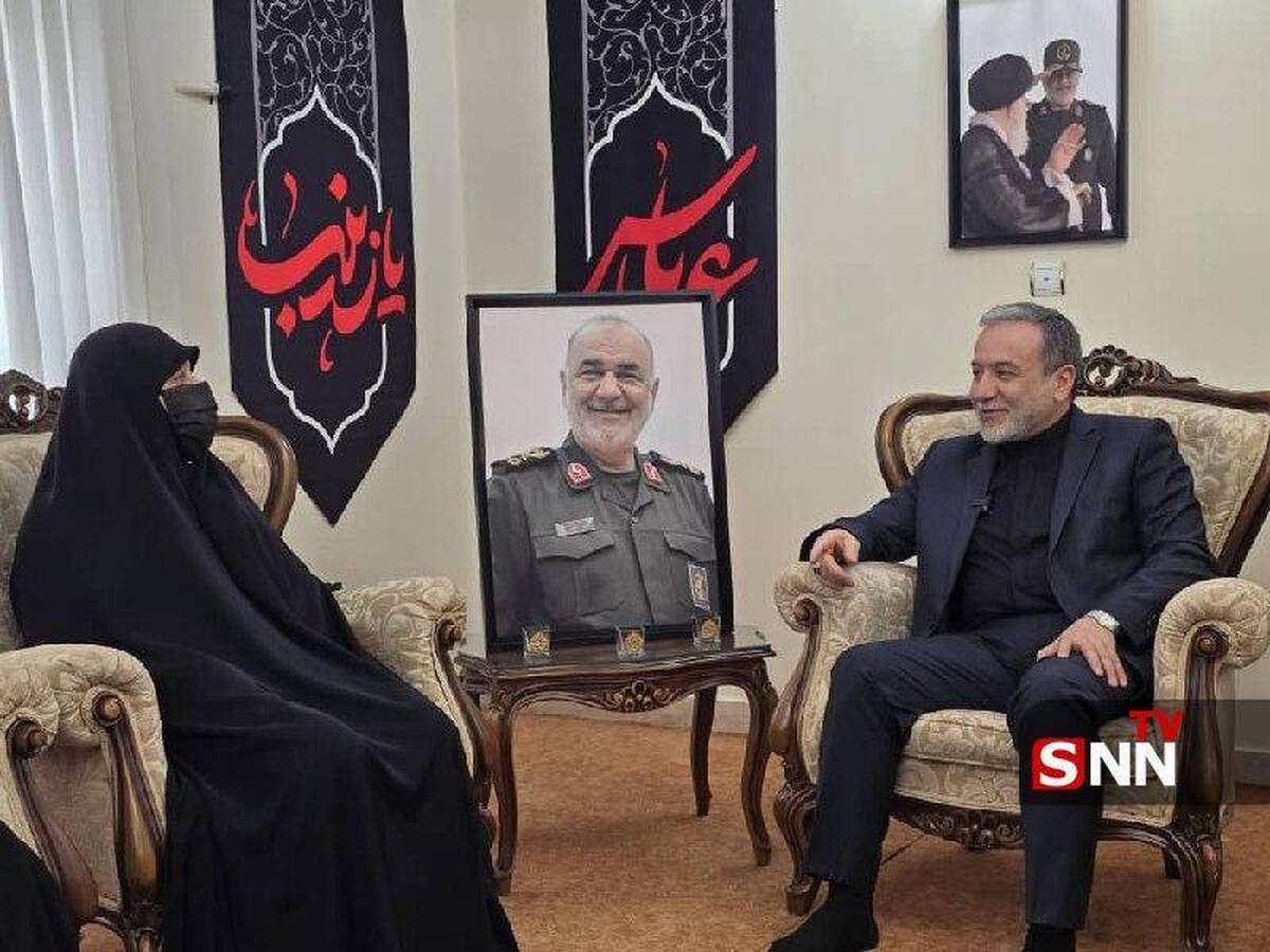 دلنوشته سیدعباس عراقچی وزیر امور خارجه در دیدار با خانواده شهید سردار سلامی