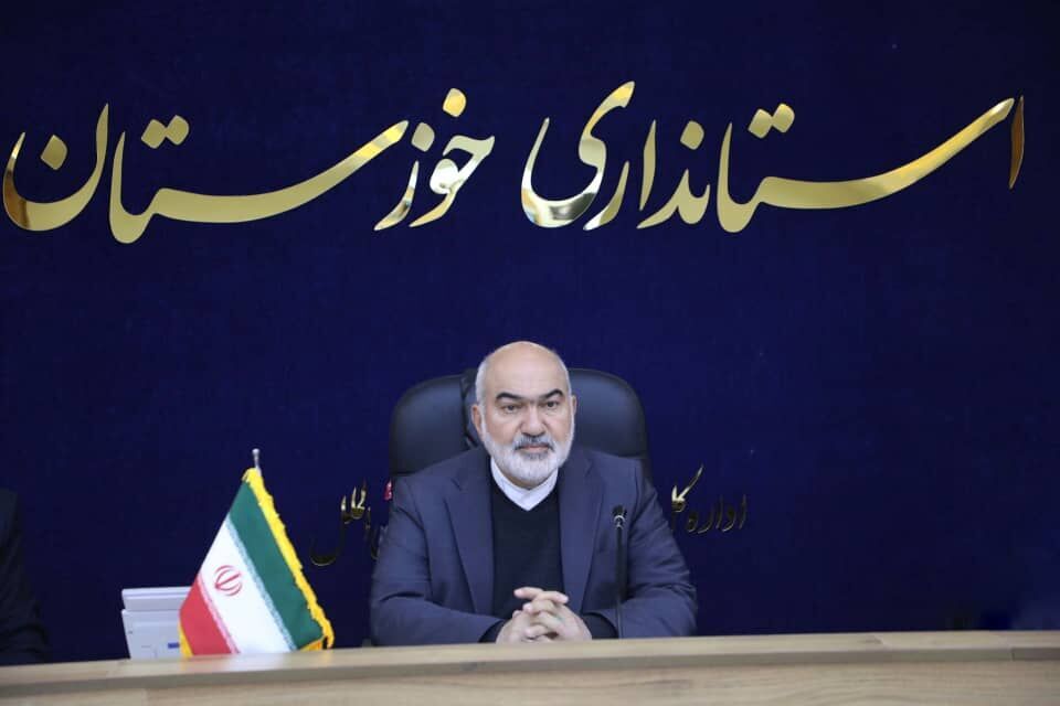 استاندار خوزستان: با برداشت آب از سرچشمه های کارون به شدت مخالف هستیم/ باید در میزان مصرف آب باید صرفه جویی کنیم