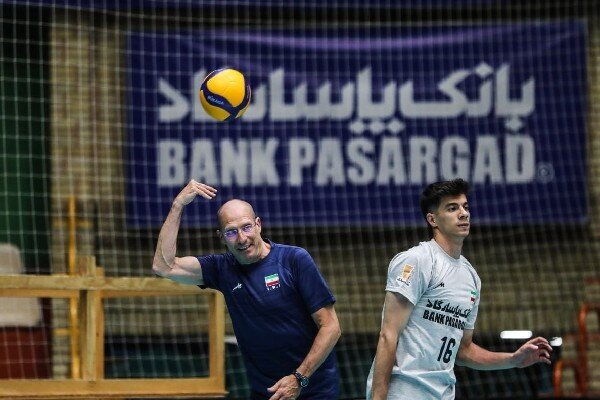 تاکید پیاتزا روی تغذیه و تمرکز ملی پوشان والیبال؛ هیچکس «معروف» نمیشود
