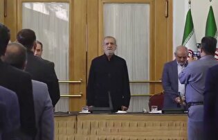 حضور پزشکیان در جمع معاونان و مدیران وزارت خارجه
