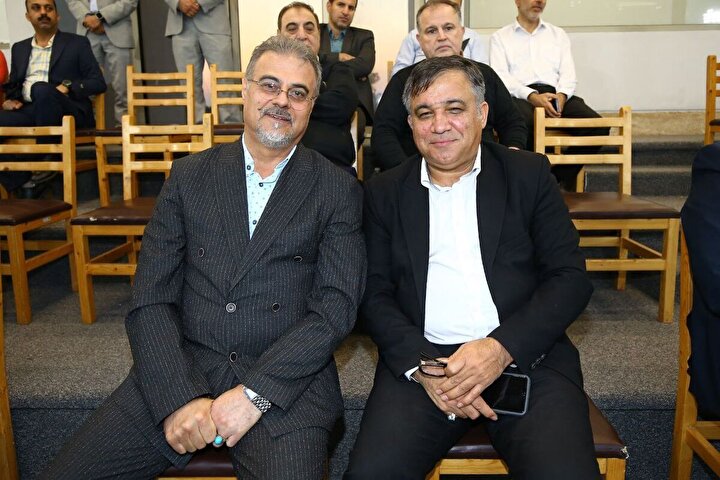 آقای تاجرنیا از سفر هلند و هزینههای سنگین مسافرت توریستی چه خبر؟!