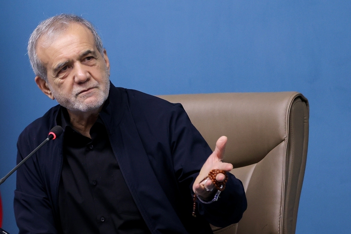 پزشکیان: اگر در بمباران جلسه شورای عالی امنیت ملی شهید میشدیم، برایمان پیروزی بزرگی بود + فیلم