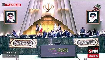فریاد «مرگ بر آمریکا» و «مرگ بر اسرائیل» نمایندگان در صحن علنی مجلس
