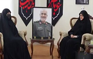 خانواده رئیس‌جمهور به منزل شهید سلامی رفتند