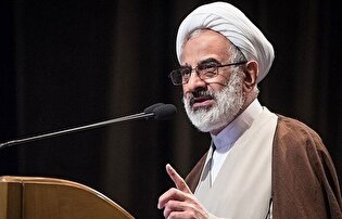دعوای دشمن قبل از این که بر سر موشک و انرژی هسته‌ای باشد، بر سر دین و اعتقاد است