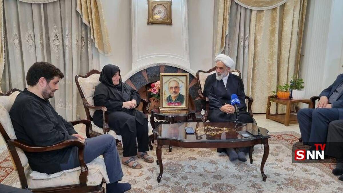 دیدار نماینده رهبر انقلاب با خانواده شهید برجی