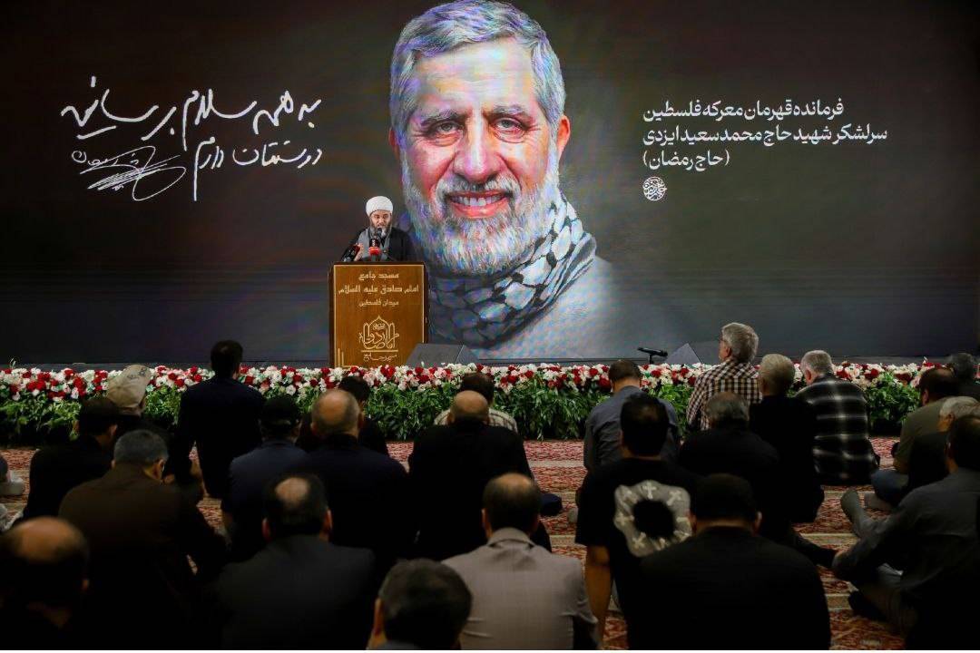 حجت الاسلام قمی: حاج رمضان ۴۰ سال راهبر نبرد با عصاره شیطان بود