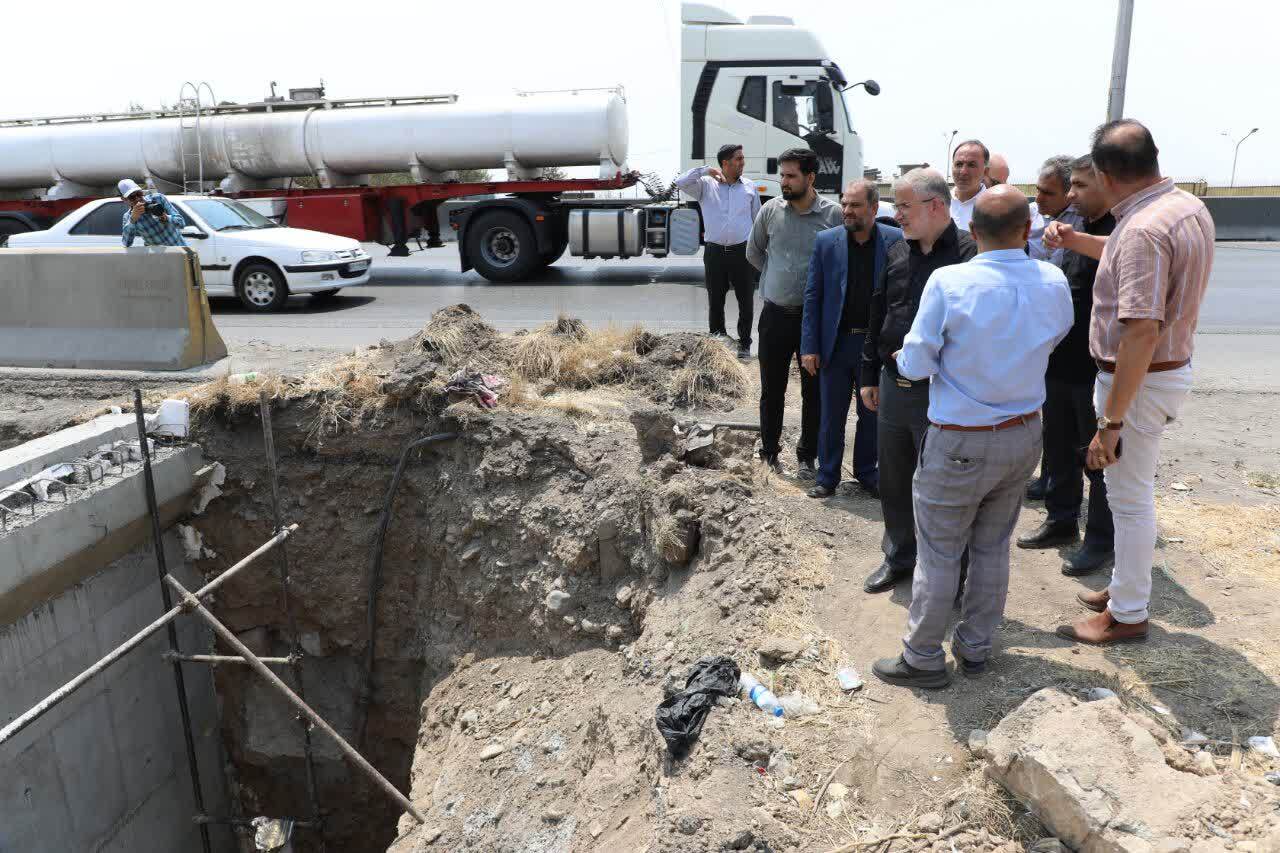 عریض آزادراه کرج–قزوین مطالبه جدی مردم است عریض آزادراه کرج–قزوین مطالبه جدی مردم است