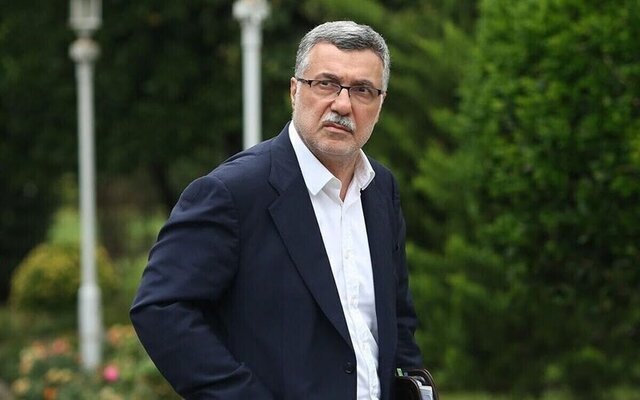 وزیر بهداشت وارد تبریز شد