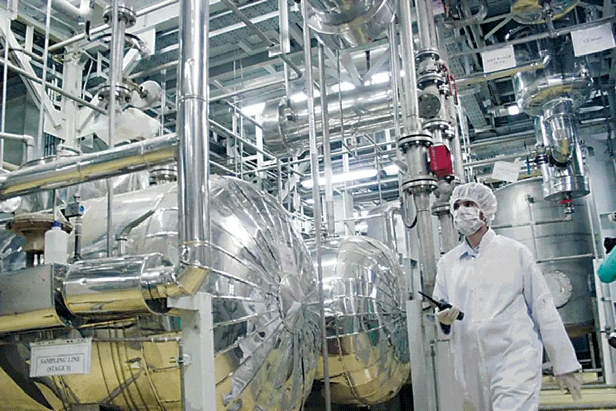 نگاهی به ۹ نسل سانتریفیوژهای ایرانی/ وقتی ماشین های پیچیده هسته ای رام دانشمندان ایرانی می&zwnj;شود