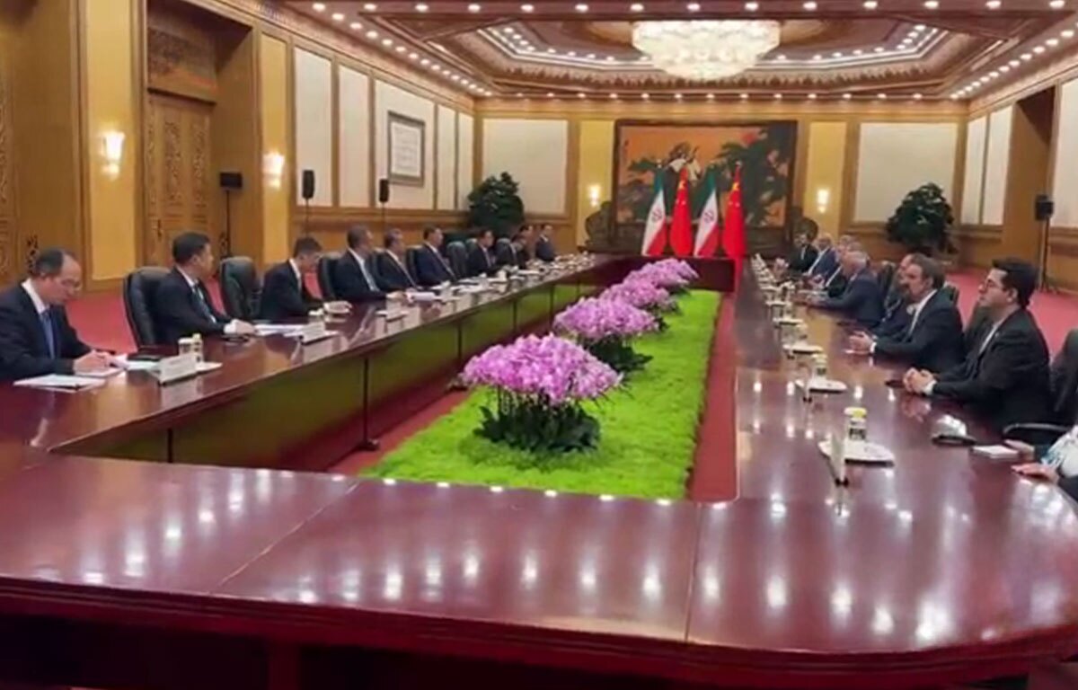 دیدار پزشکیان با شی جین پینگ رئیس جمهور چین در اجلاس شانگهای