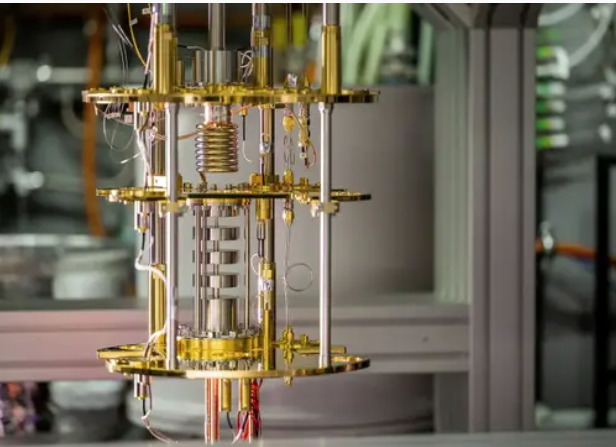 جهشی بزرگ در فناوری؛ نرم‌افزار هیبریدی آلمانی، کوانتوم و ابررایانه را همگام می‌کند