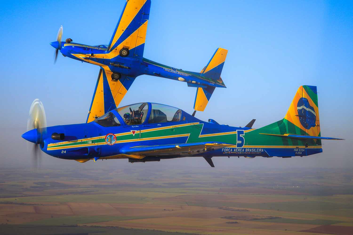 نگاهی به صنعت هوانوردی برزیل/ وقتی دیار نیمار و رونالدینیو هواپیما تولید می&zwnj;کند!