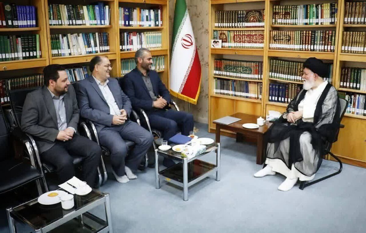 آیت الله علم الهدی: خراسان رضوی نیازمند یک تیم فوتبال قدرتمند است