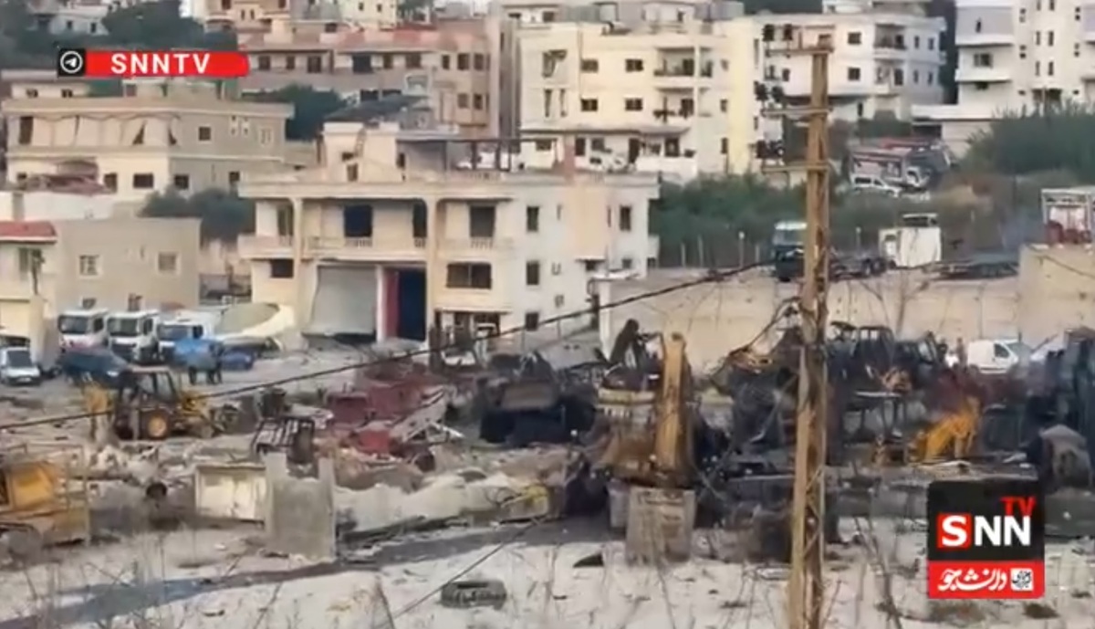 حمله رژیم صهیونیستی به یک مجتمع تعمیر و نگهداری ماشین‌آلات سنگین در جنوب لبنان + فیلم