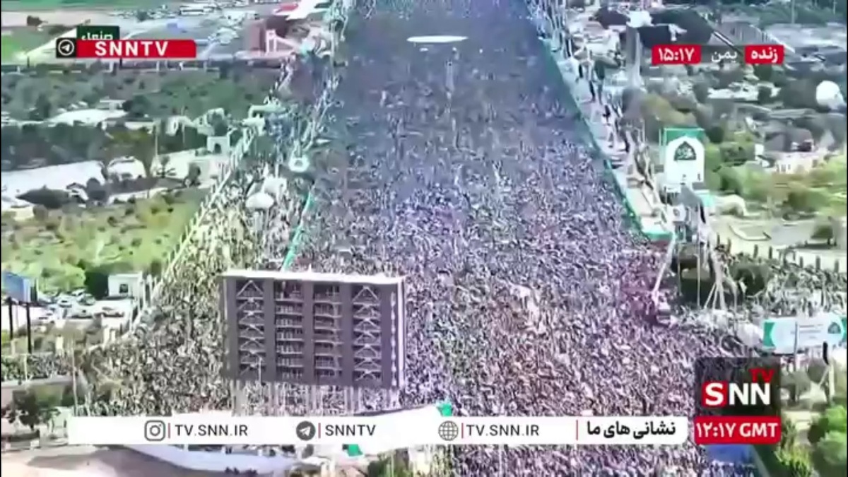 تصاویر هوایی از حضور باشکوه مردم صنعاء در مراسم ولادت حضرت محمد صلی الله علیه و آله