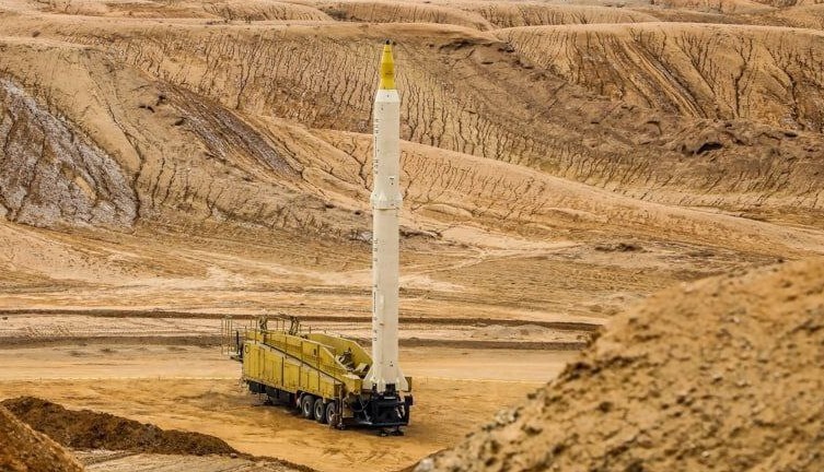 &nbsp;افسران موشکی سپاه، نام واقعی موشک معروف به &laquo;آنجل&raquo; را اعلام کردند/ نگاهی به مشخصات موشک سجیل و دلیل شباهت آن به پرواز فرشته آسمانی