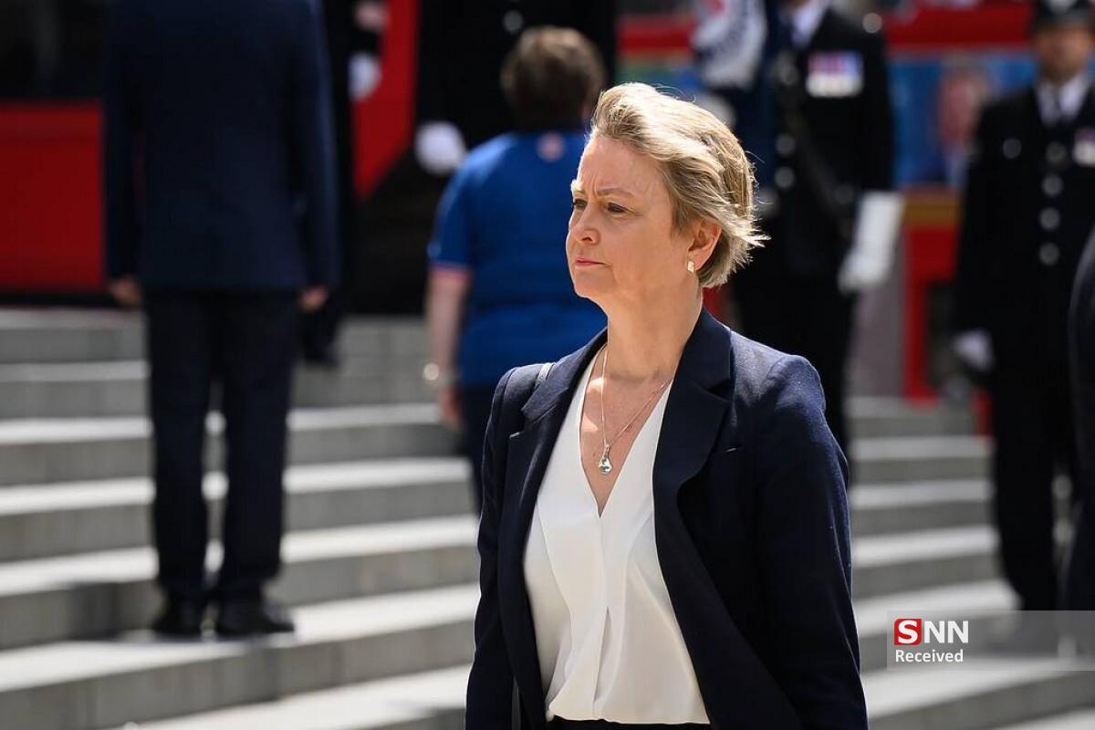 ایوت کوپر کیست؟